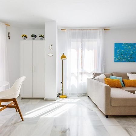 Appartamento A&N Downtown 2 Torre Del Mar Esterno foto