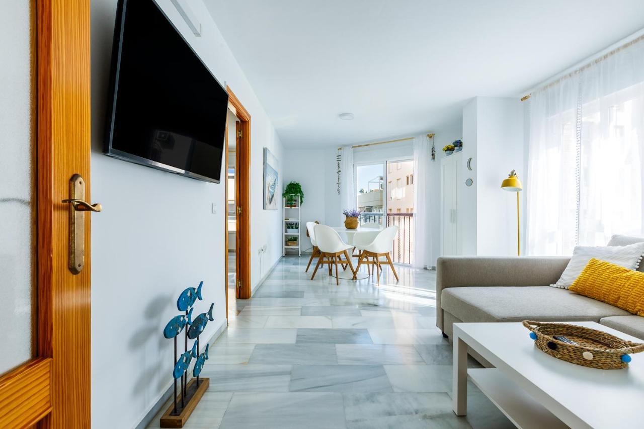 Appartamento A&N Downtown 2 Torre Del Mar Esterno foto