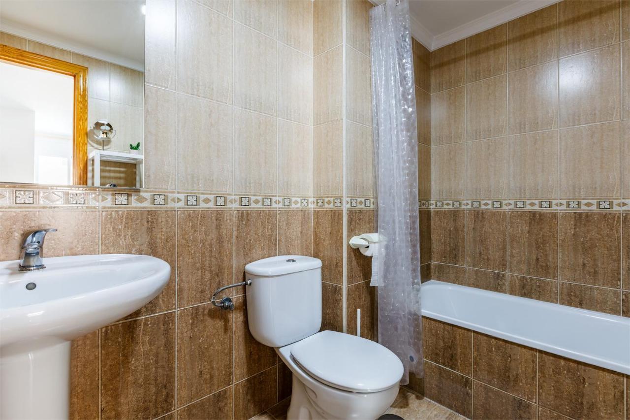 Appartamento A&N Downtown 2 Torre Del Mar Esterno foto